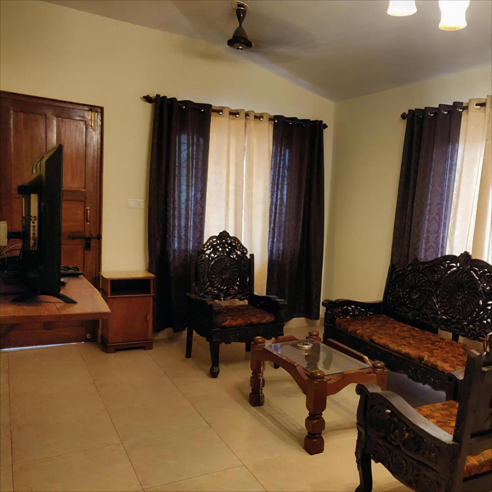 Ocean Walk Apartments 2Bhk กาลังกูติ ภายนอก รูปภาพ